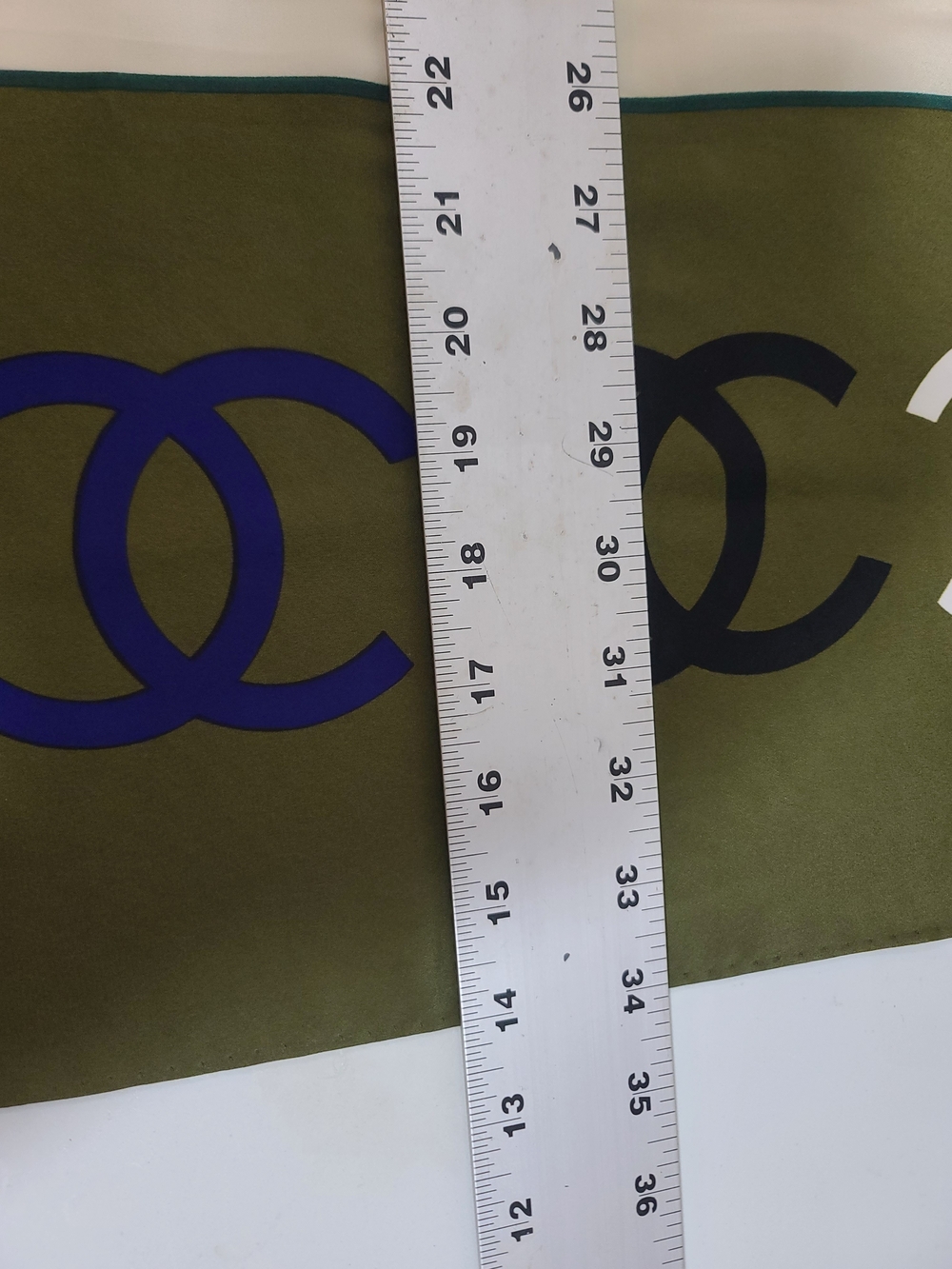 Chanel Scarf - Picture 5 of 10